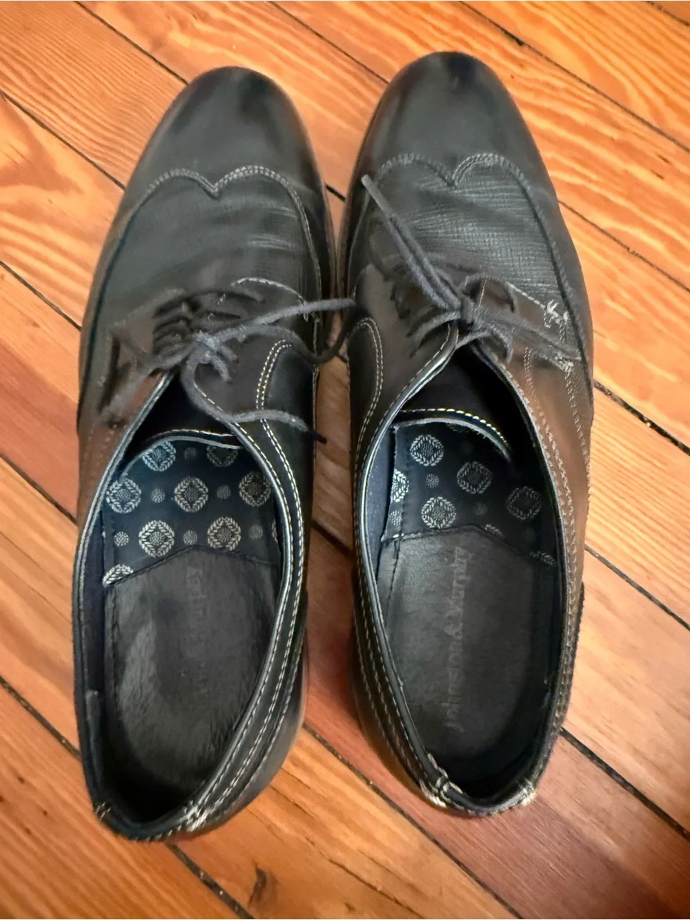 Men's Black Leather Dress Oxfords - Classic Lace-Up-Sz. 9- Mint condition